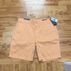 NWT. Vineyard Vines Shorts